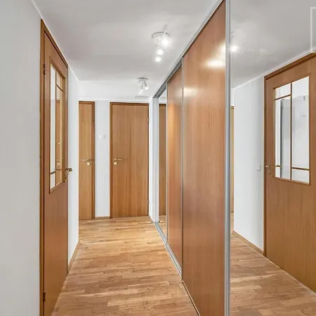 2 Bedroom In Kadriorg With Sauna Balcony And Free Parking * Tallinn