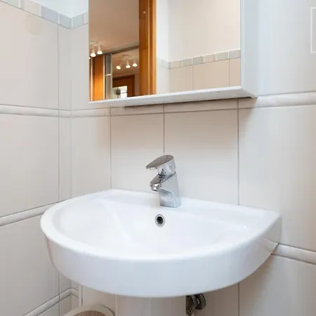 2 Bedroom In Kadriorg With Sauna Balcony And Free Parking Daire *